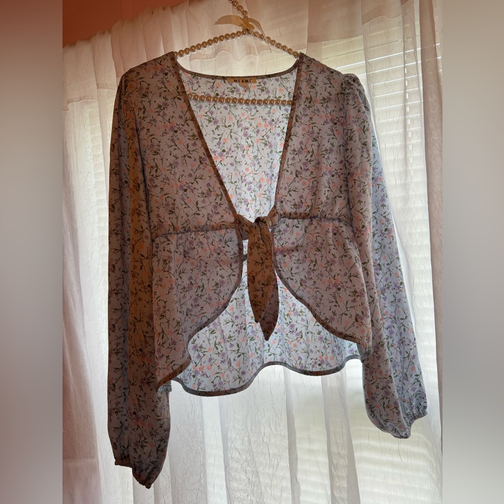 Cute floral top